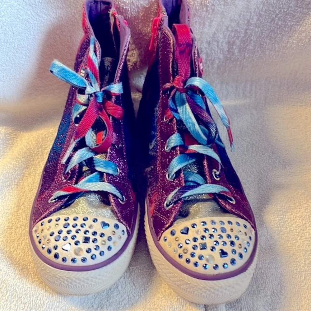 Skechers girls Twinkle Toes high tops in size 3